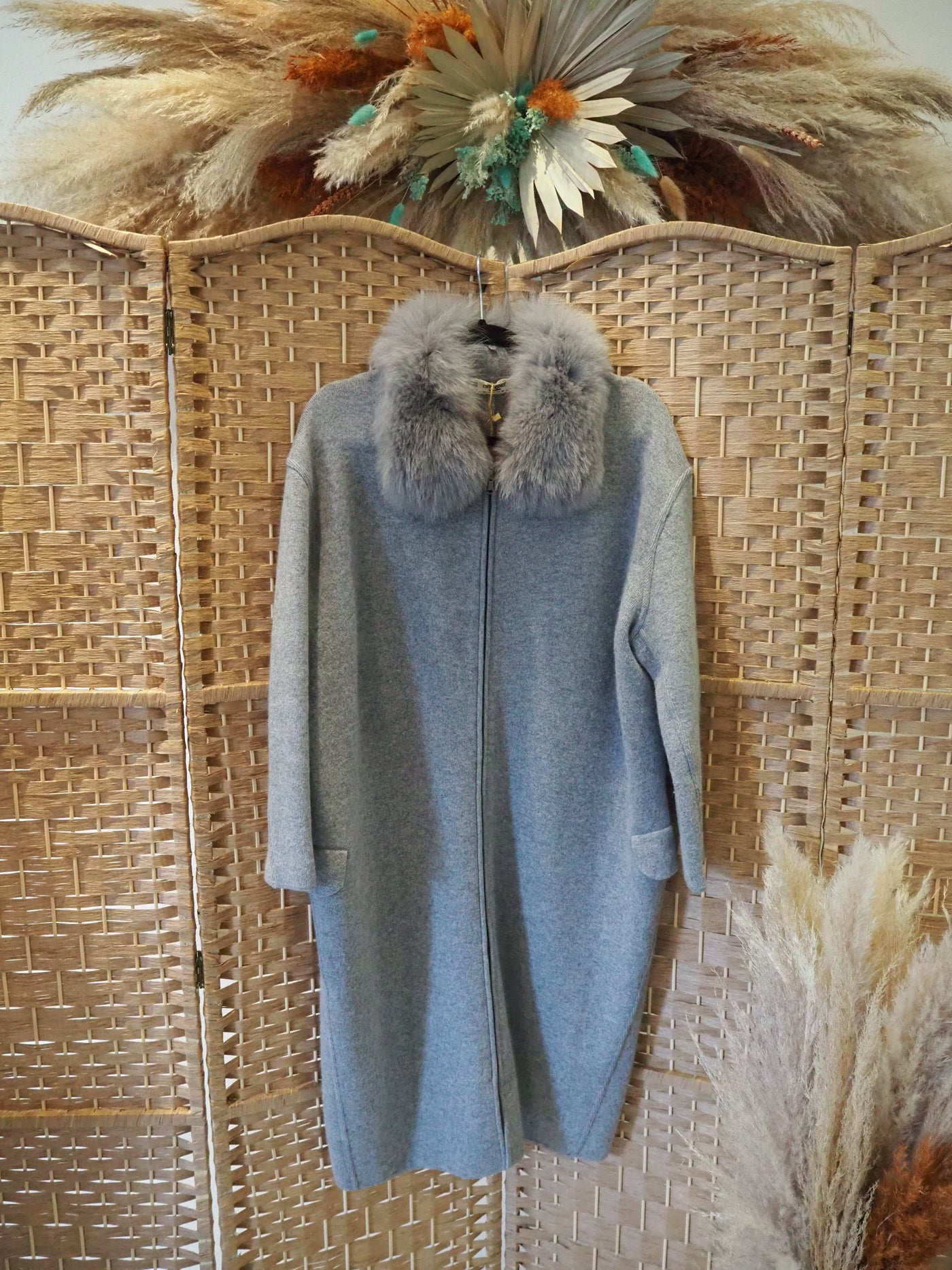 Interdee Grey Faux fur collar Long cardigan Size S