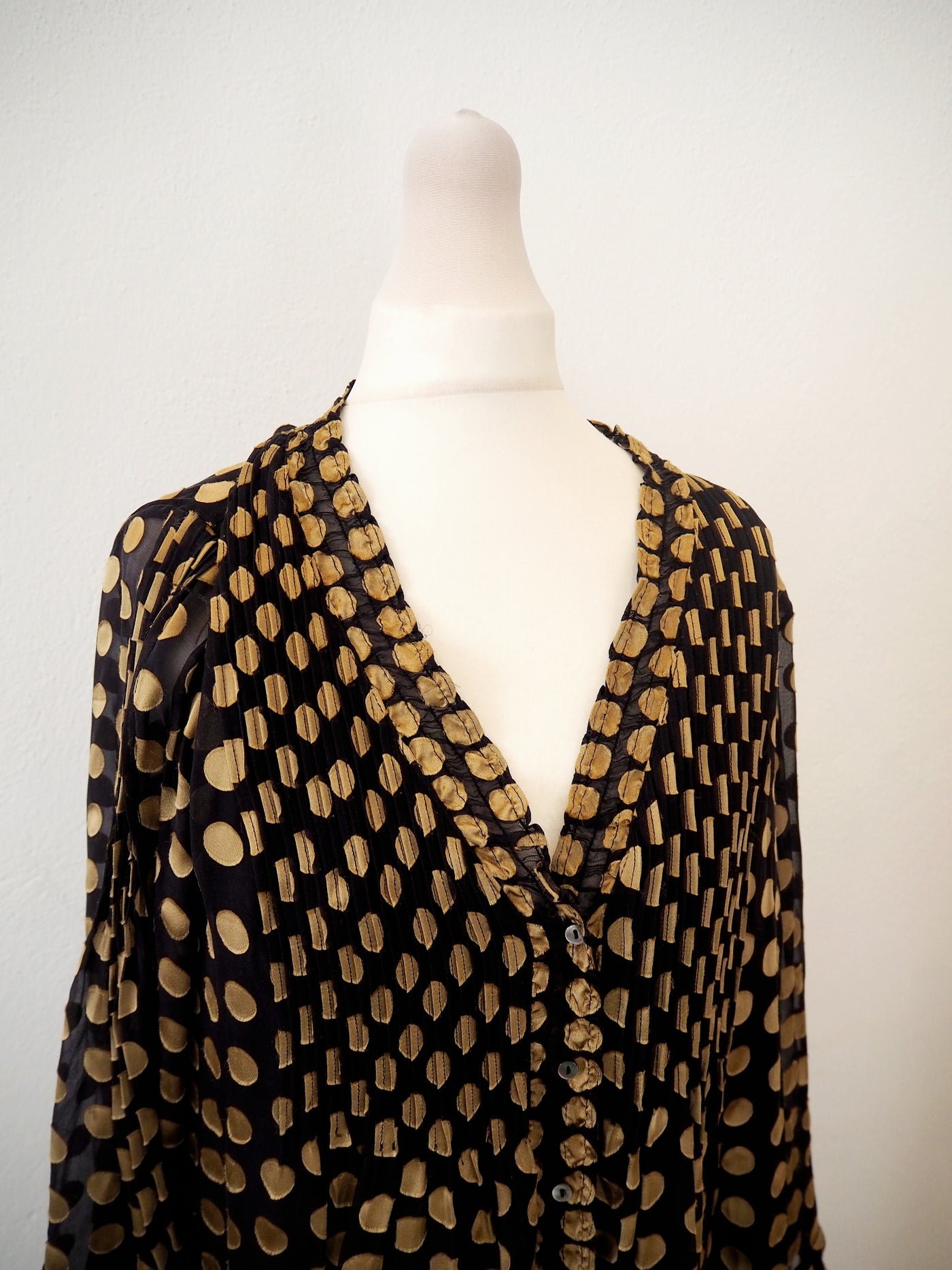 Diane Von Furstenburg Layla Black gold spot dress 8