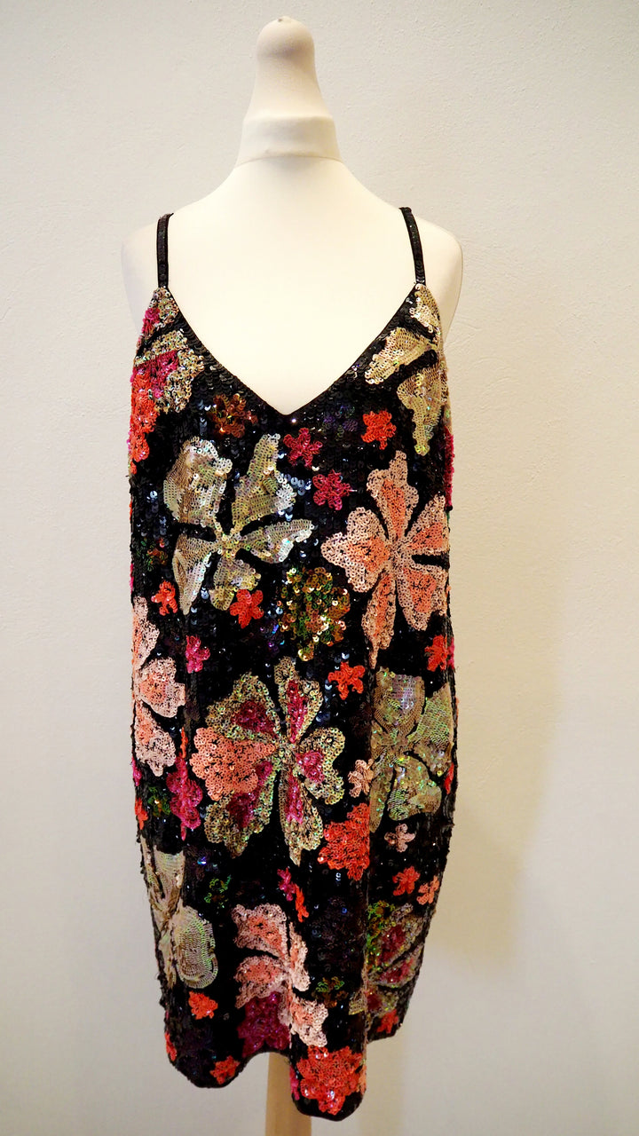 French Connection Black Floral Sequin Dress Size 10 – The Wardrobe