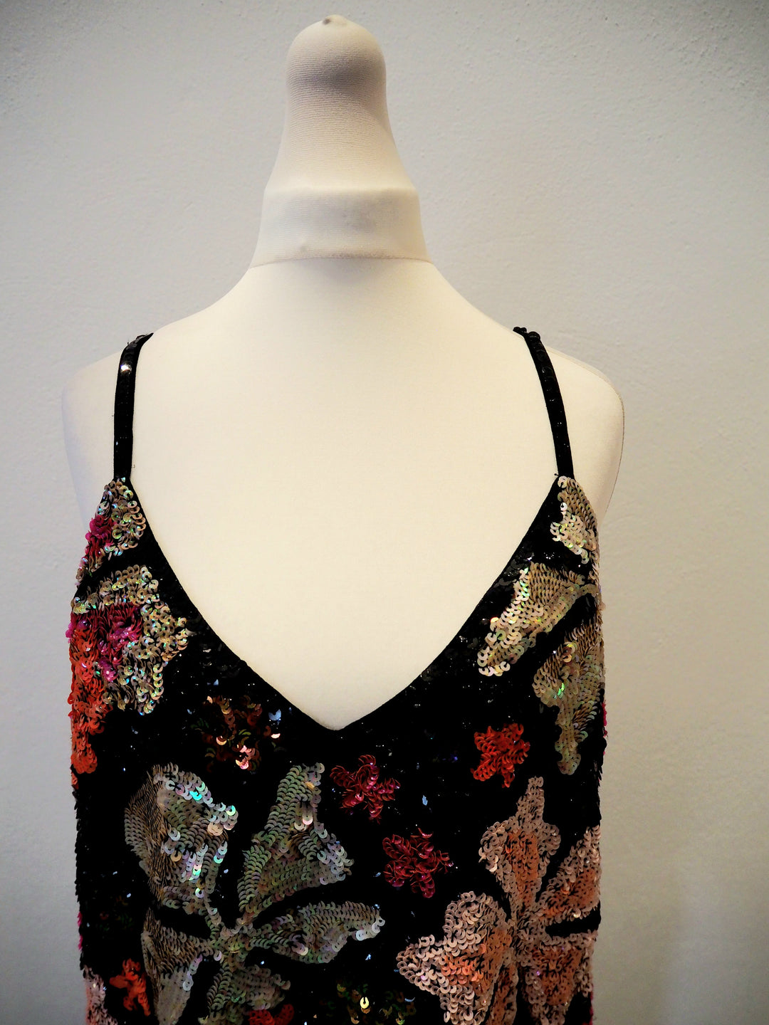 french connection sequin flower dress French Connection Jude White Sequin Floral Embroidered Dress 4