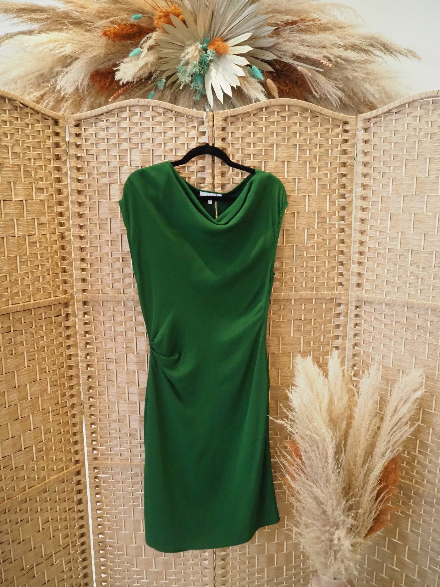 Reiss Green Dress Size 10 The Wardrobe Reiss Green Dress Size 10 The Wardrobe