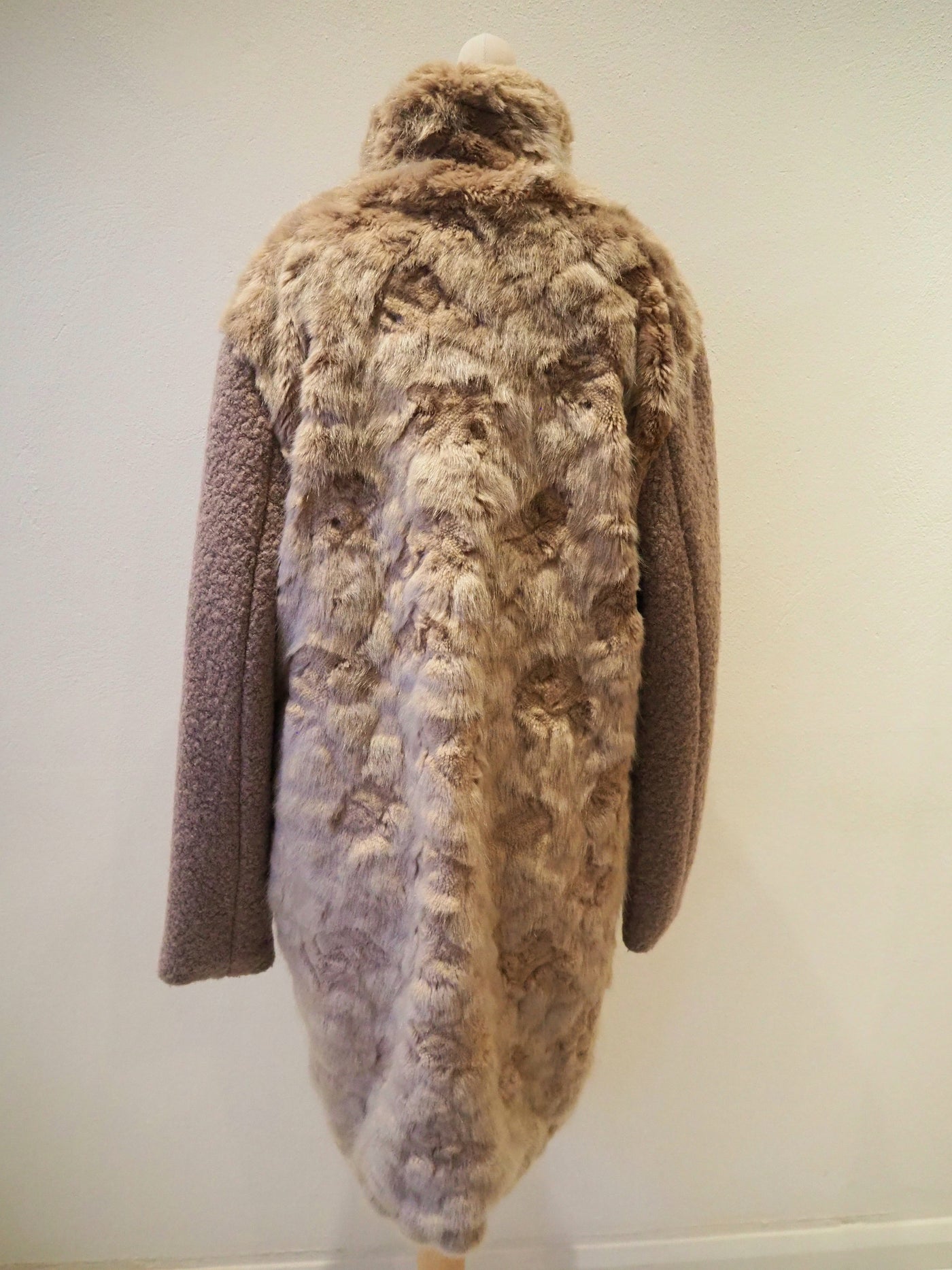 Rino & Pelle Faux Fur Contrast Sleeve Size 12