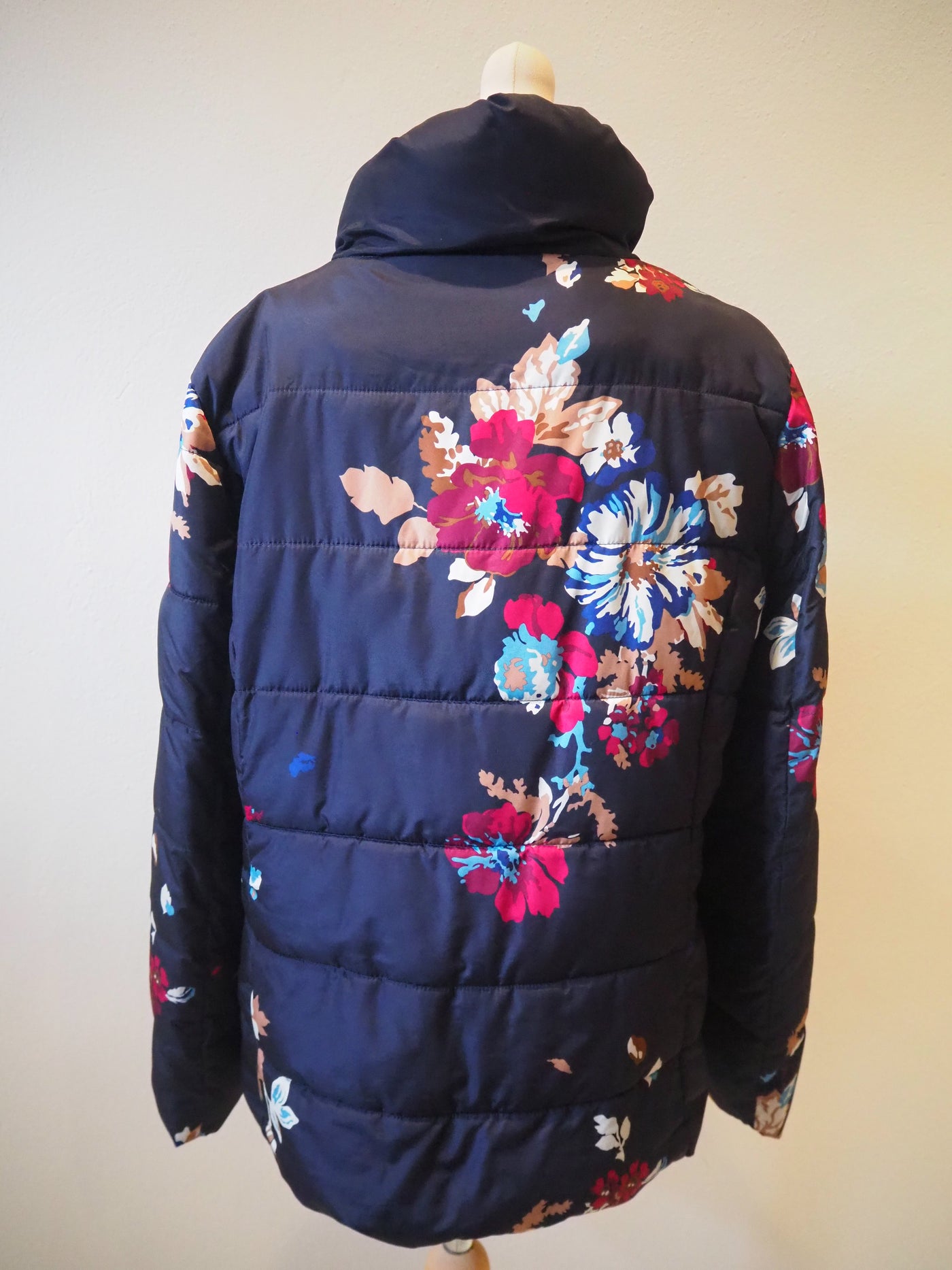 Joules Navy floral Jacket Size 16